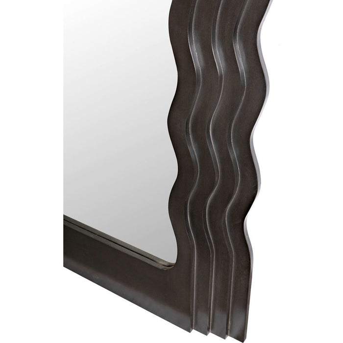 Noir Atticus Mirror, Pale