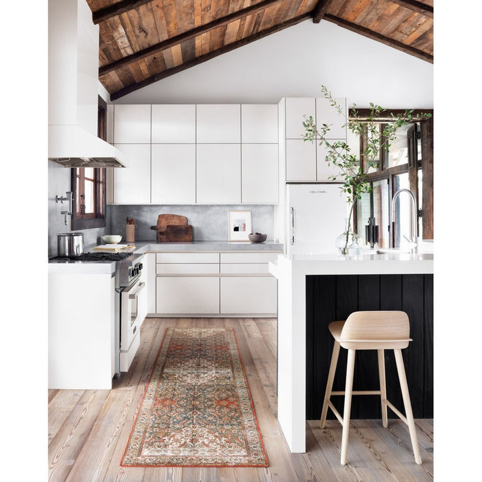 Loloi Layla (LAY-05) Traditional Area Rug