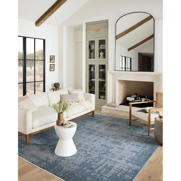 Primary vendor image of Loloi Vance (VAN-01) Traditional Area Rug