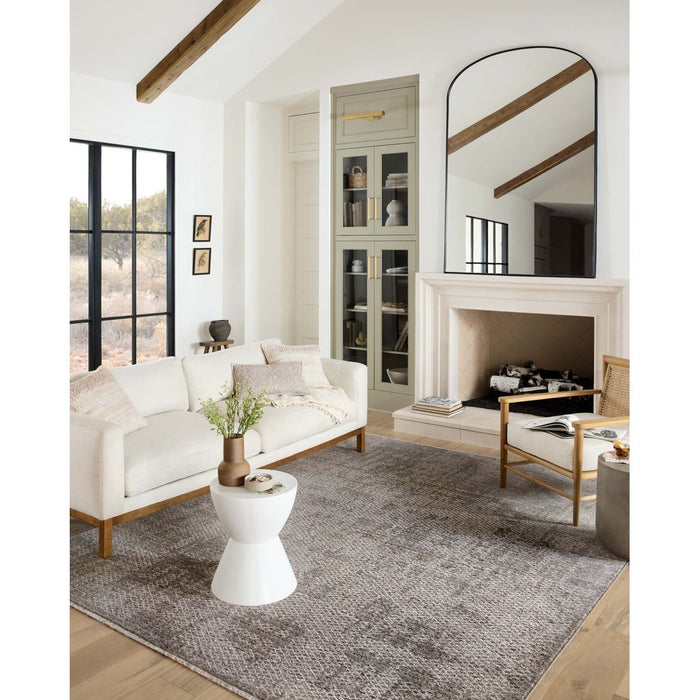Primary vendor image of Loloi Vance (VAN-01) Traditional Area Rug