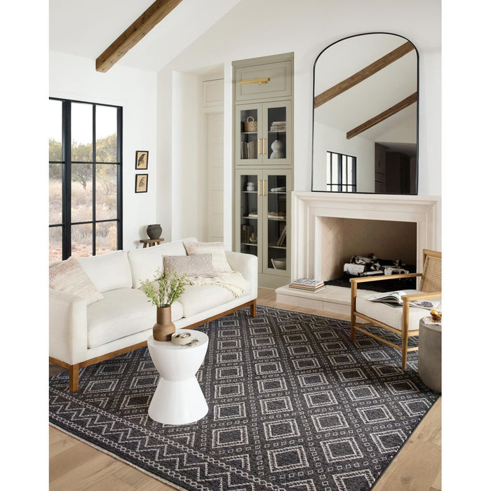 Primary vendor image of Loloi Vance (VAN-05) Traditional Area Rug